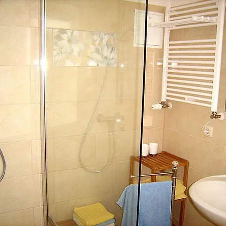 펜션 To The Modern Retreat 루브민